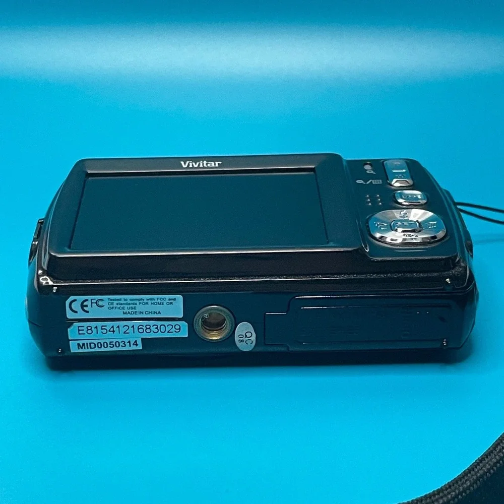 Vivitar ViviCam S332 Digital Camera Black 16.1MP 3x Optical Zoom HD Still Images